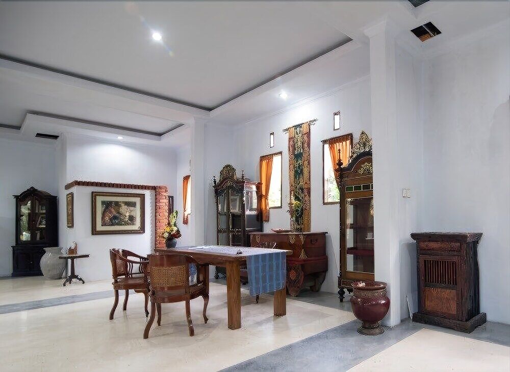 Oyo 1840 Kubu Ubud Hotel Exterior photo