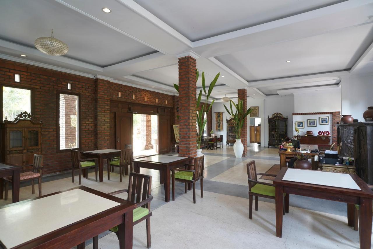Oyo 1840 Kubu Ubud Hotel Exterior photo